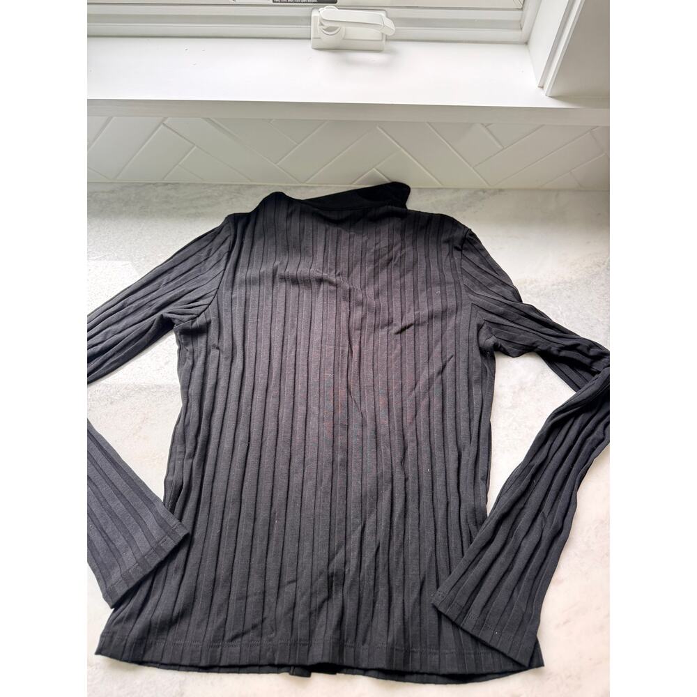 Vince Ribbed Collared Long-Sleeve Button-Front Top - Picture 7 of 7